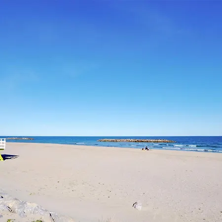 Holiday home 1 Bedroom Stunning In