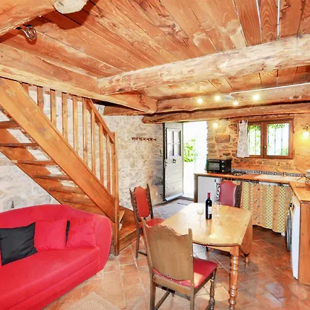 1 Bedroom Stunning In Casa de Férias