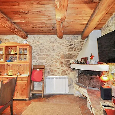 1 Bedroom Stunning In *